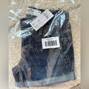 Hollister Low Rise Jean Shorts 3”
